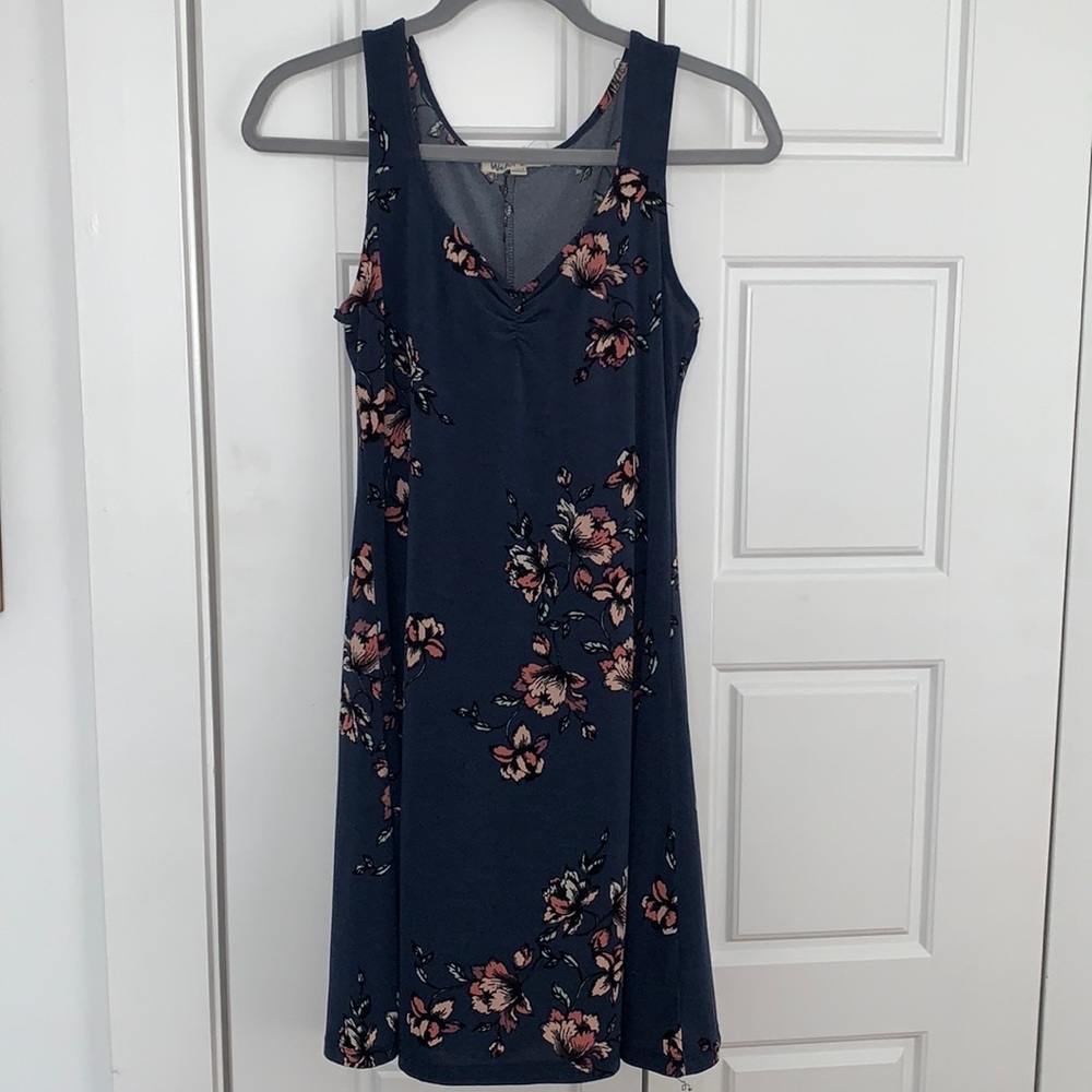 Dark blue floral dress. Size M